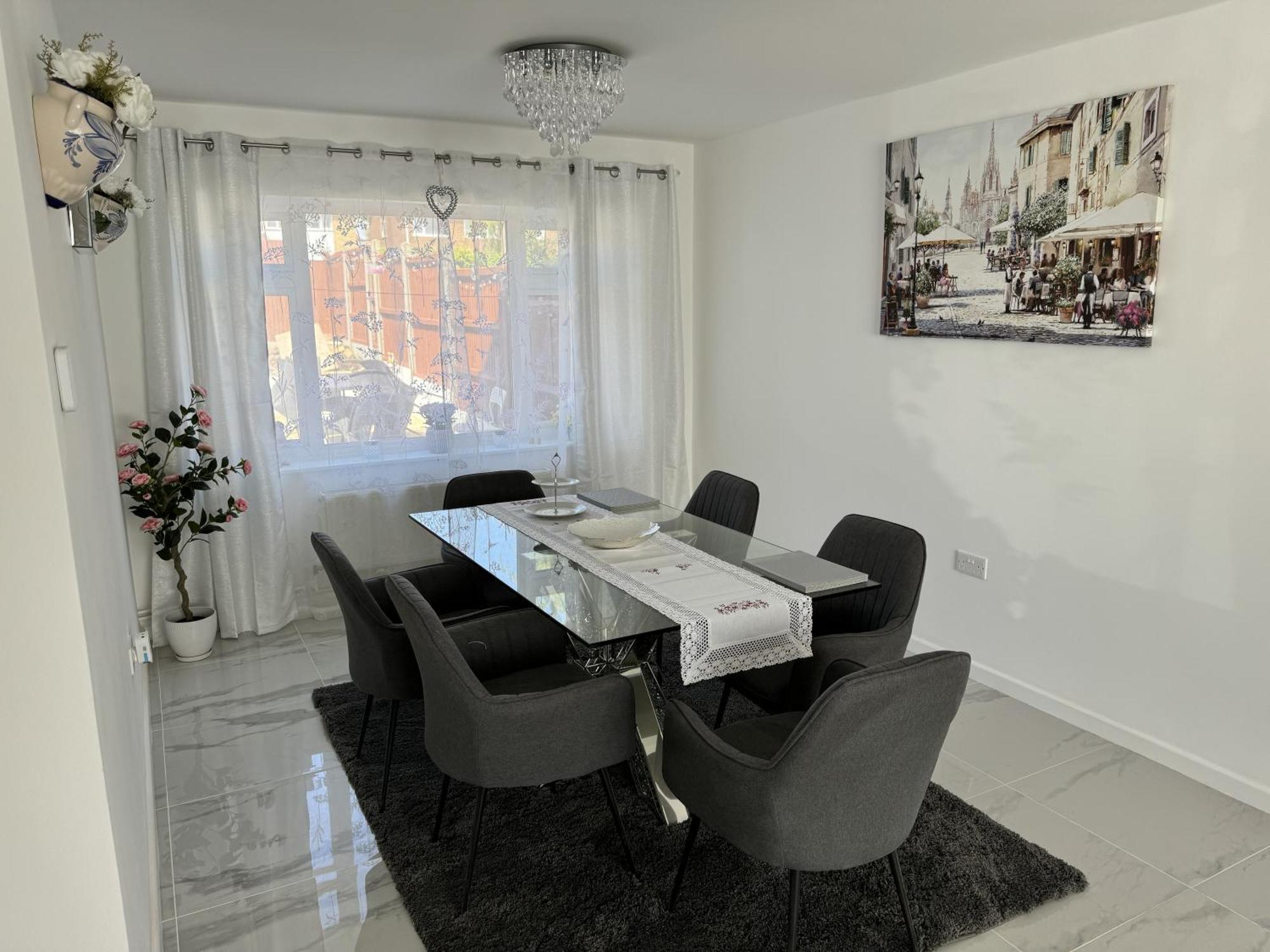 Villa Modern 3-Bed Hideaway Near Westgate With Parking Canterbury Exterior foto
