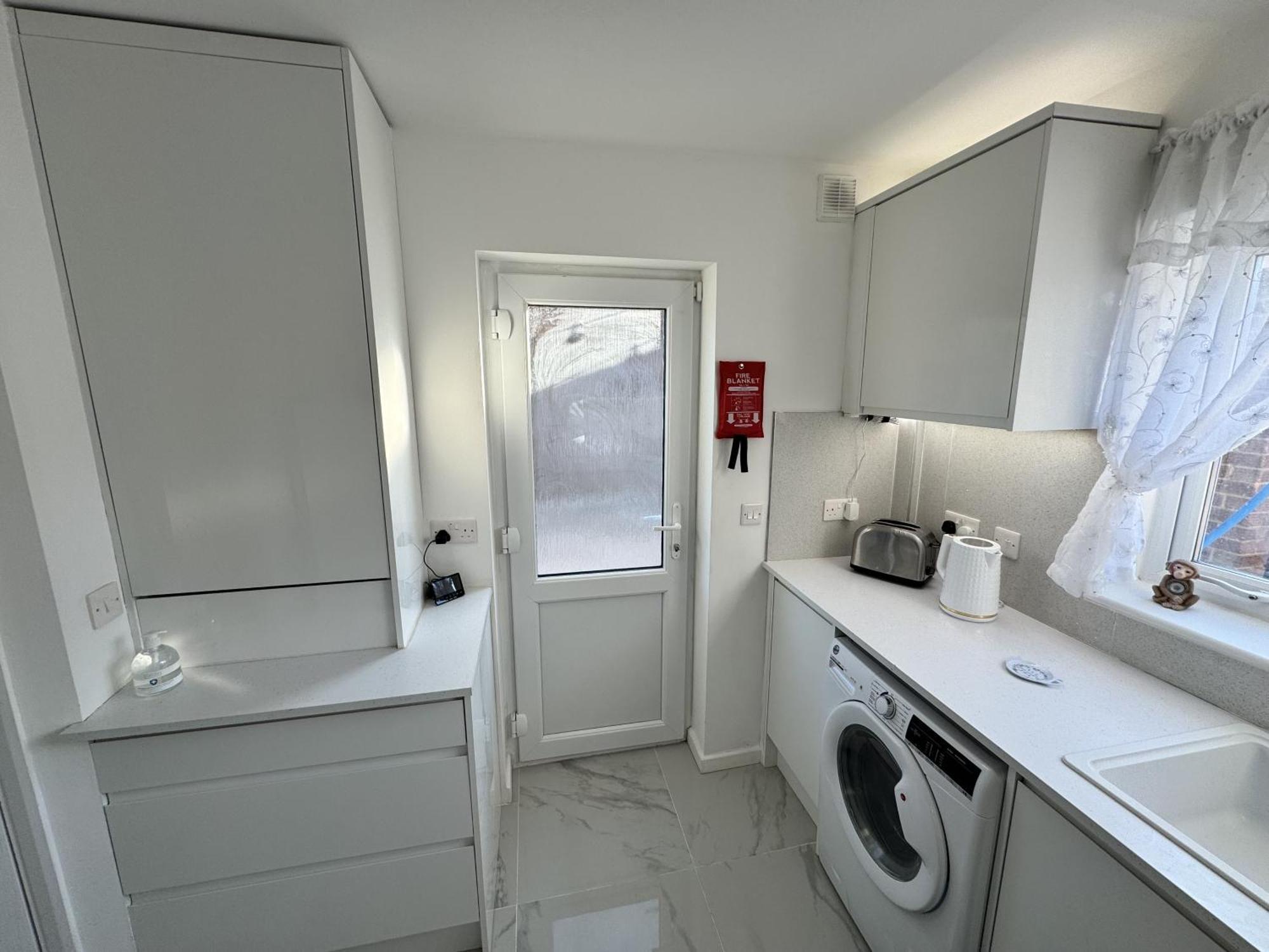 Villa Modern 3-Bed Hideaway Near Westgate With Parking Canterbury Exterior foto